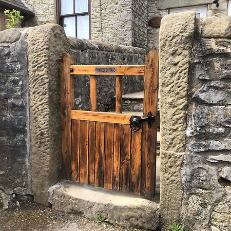Primrose Cottage - Tideswell, Peak District ภายนอก รูปภาพ
