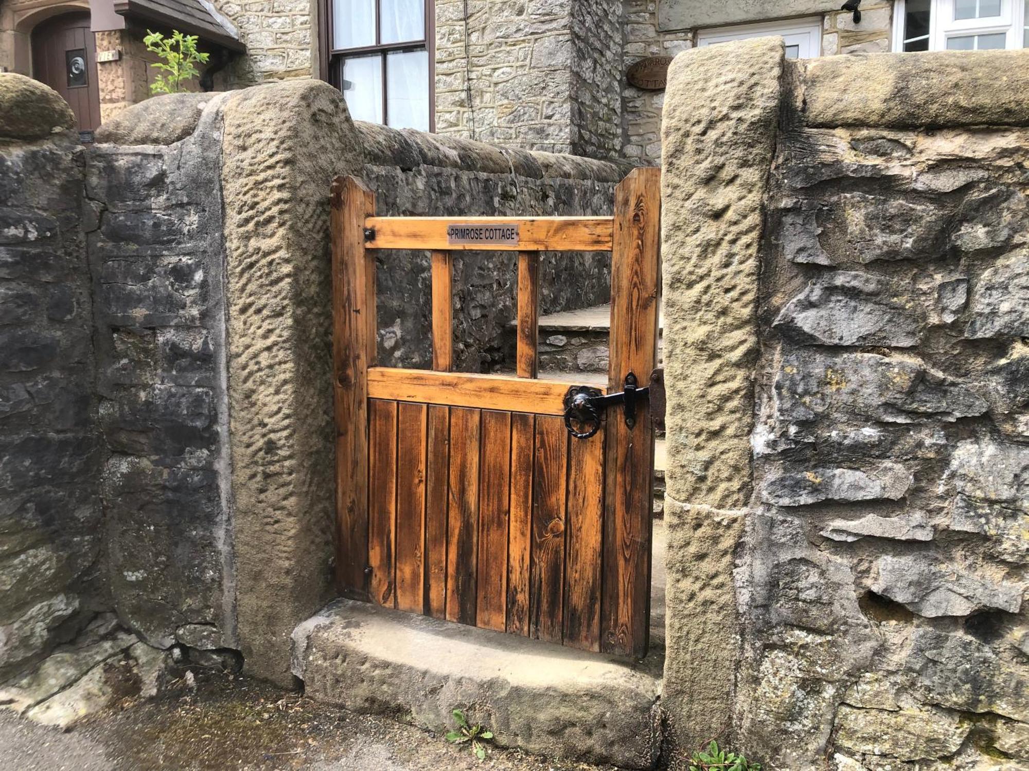 Primrose Cottage - Tideswell, Peak District ภายนอก รูปภาพ